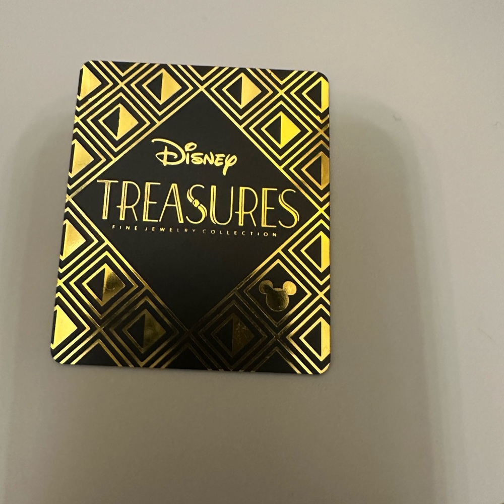 Disney Treasures The Nightmare Before Christmas Diamond Earrings - Picture 6 of 7